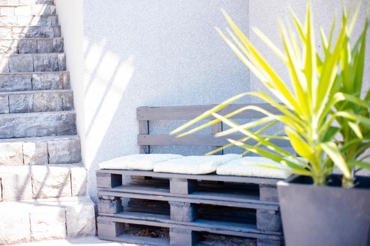 Apartman Nono Splitska Zewnętrze zdjęcie